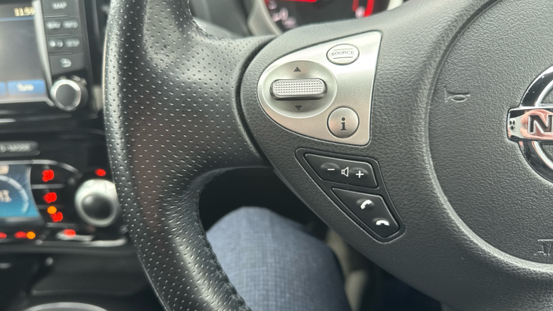 Nissan Juke 1.2 DiG-T Tekna 5dr Petrol Hatchback